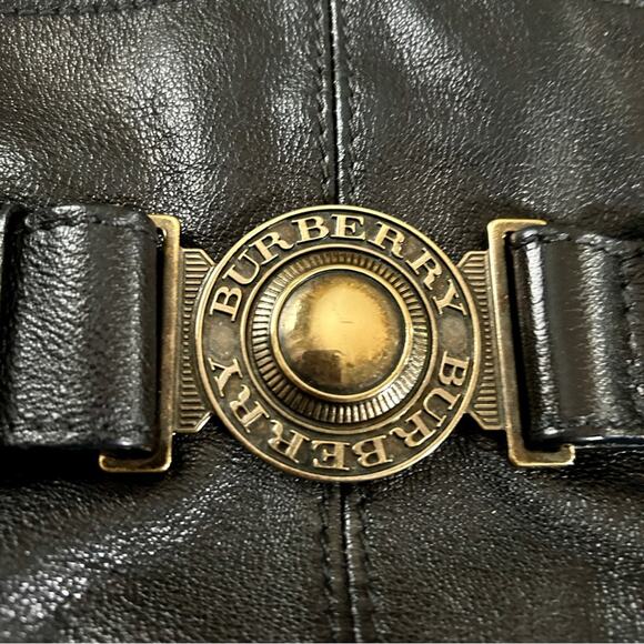 Elegant Black Leather Women's Bag - Picture 3 of 17